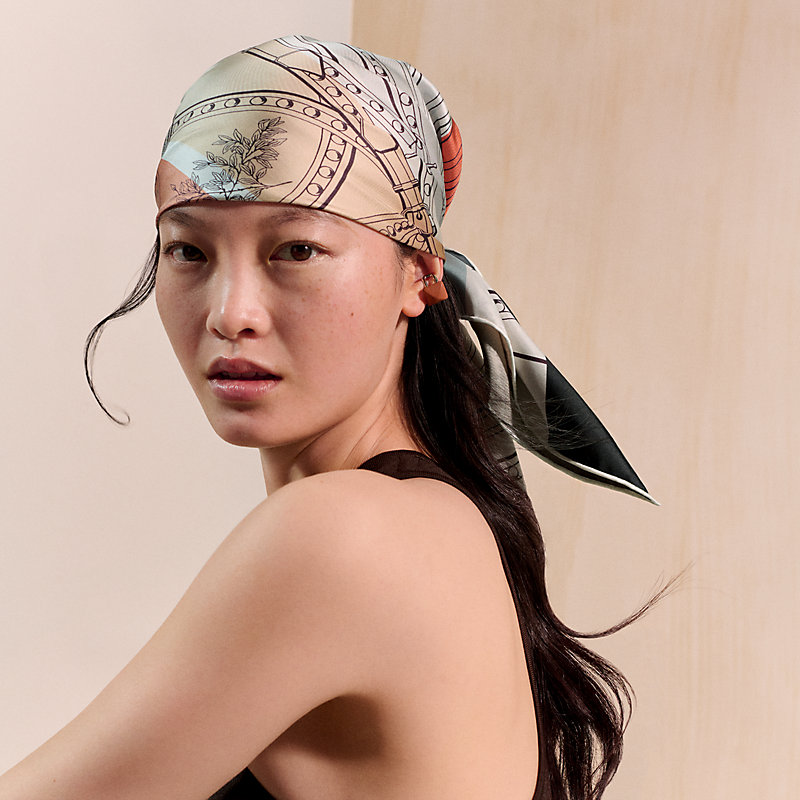 Grand Tralala double face scarf 90 - Brown | Hermès USA